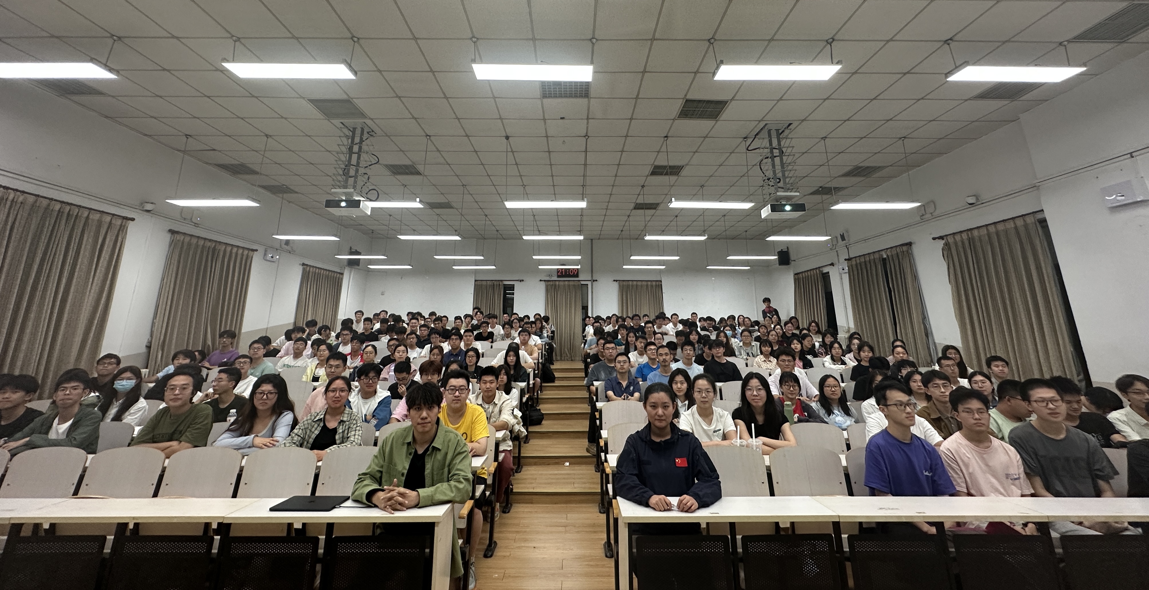 1726124213811581.jpg 1726124213811581.jpg